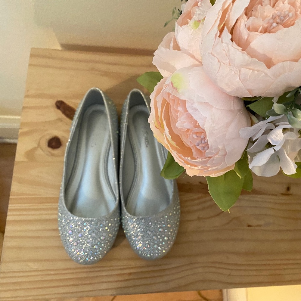 Silver Rhinestone and glitter sparkly ballet flats - bridal formal sz 7w